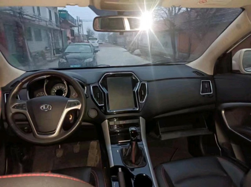 枣庄18年华泰圣达菲经典8