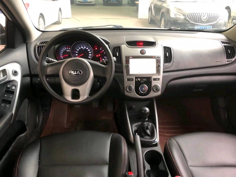 保定14年起亚福瑞迪8