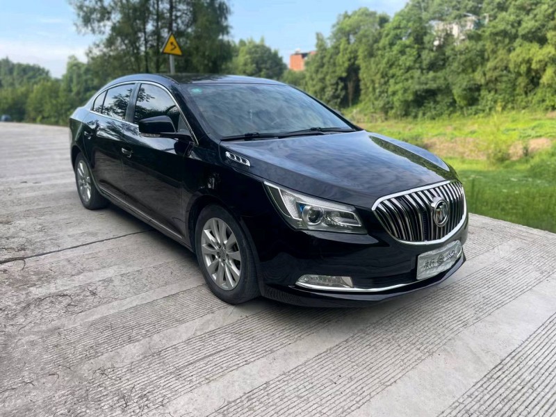 邢台14年别克君越9