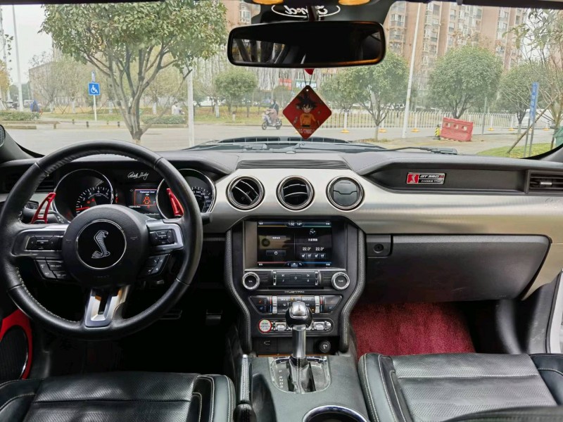 宜昌15年福特野马4