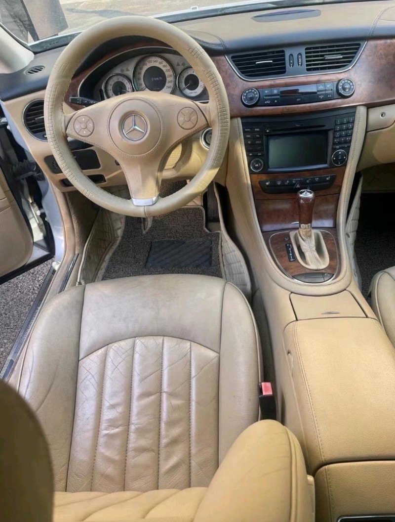 徐州10年奔驰CLS1