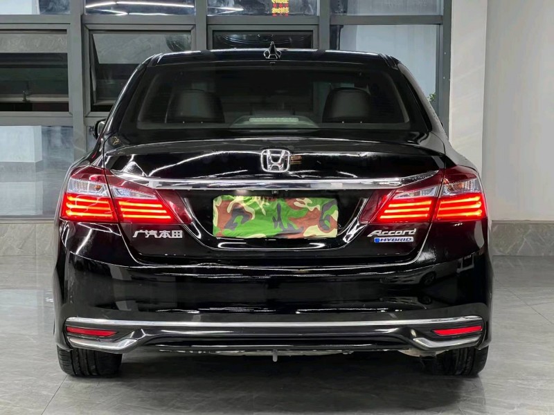 东莞17年本田雅阁9