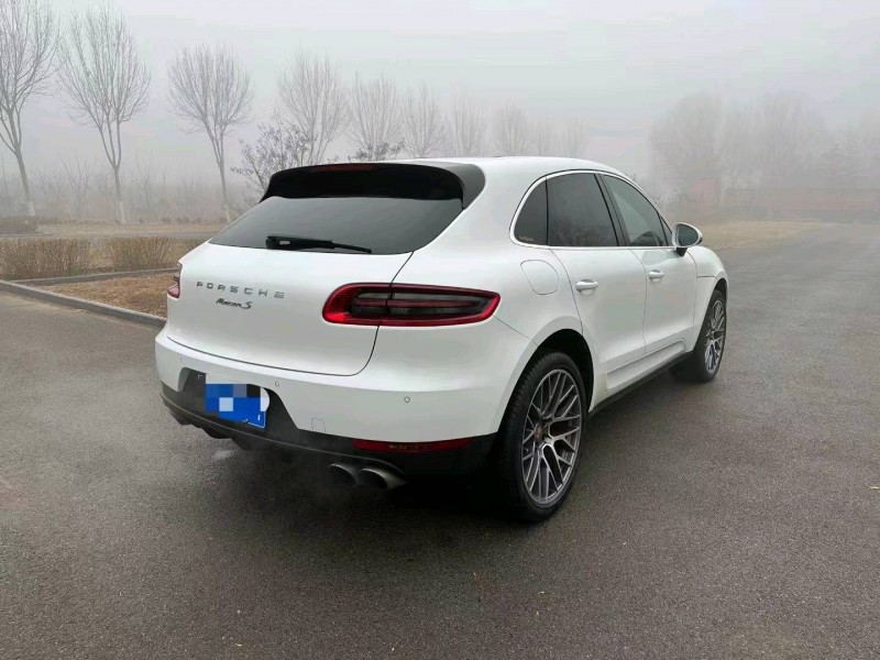 北京15年保时捷Macan8