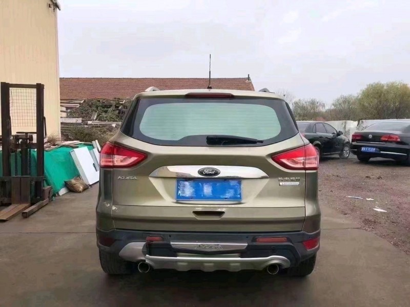 青岛14年福特翼虎9