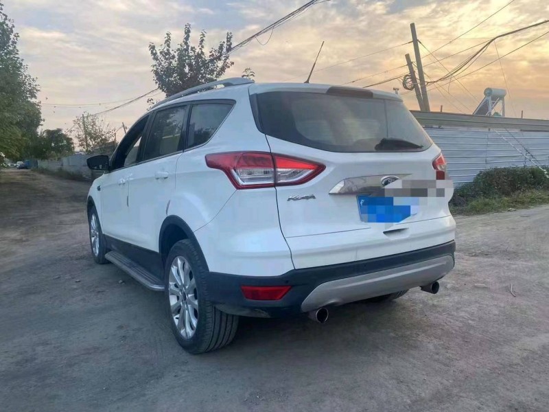 青岛14年福特翼虎7