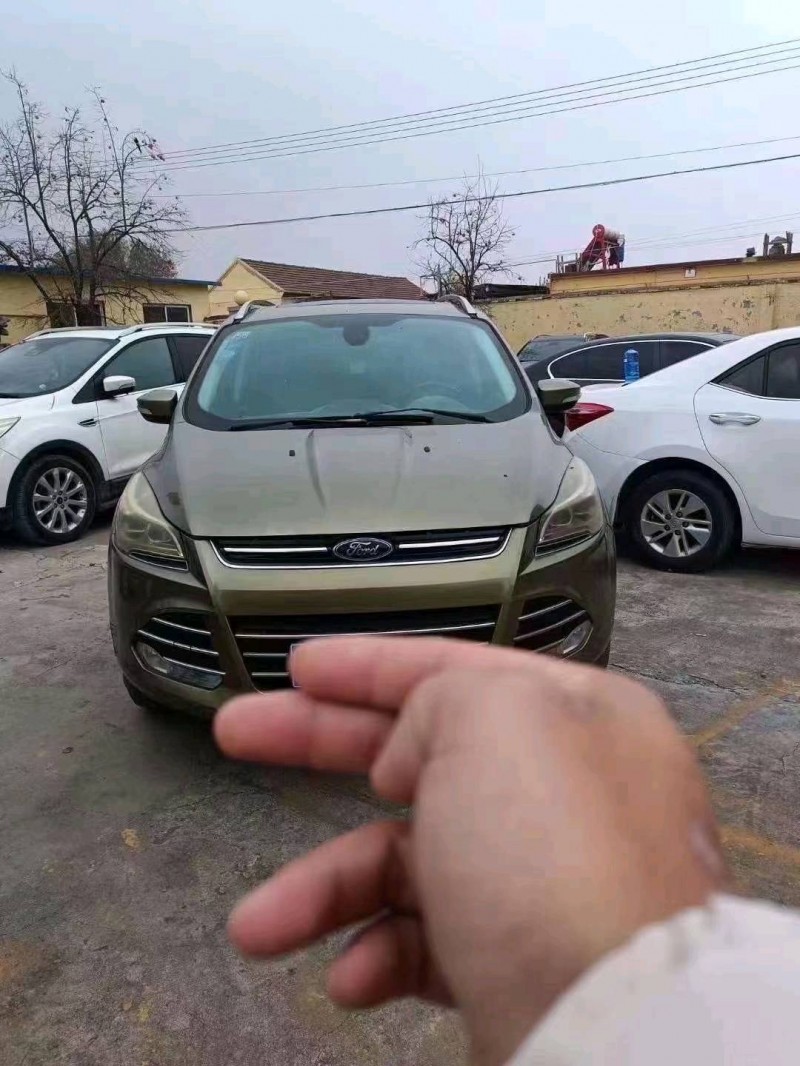 潍坊13年福特翼虎1