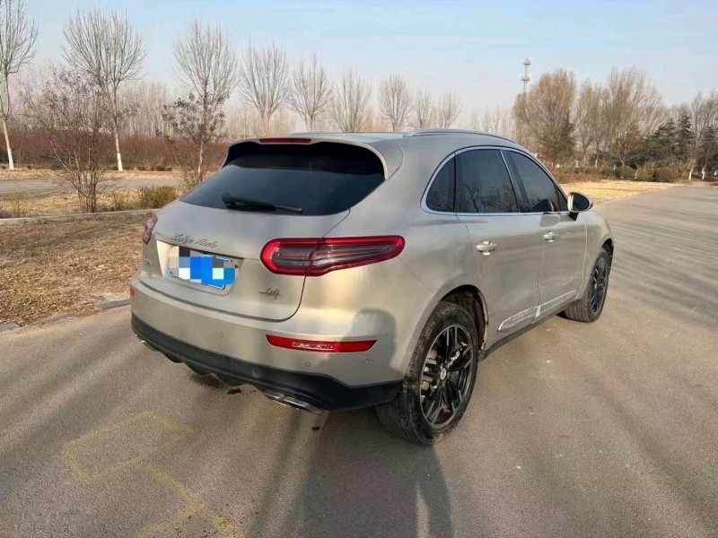 北京19年众泰SR97