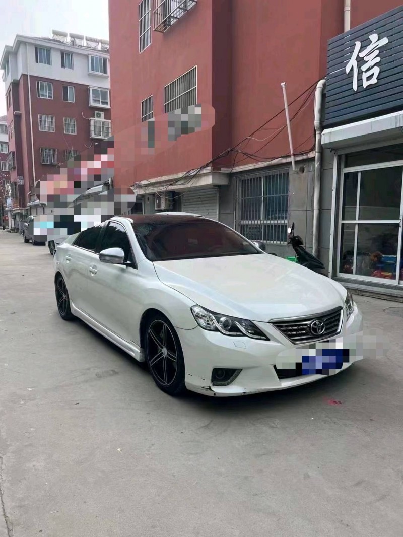 北京11年丰田锐志2