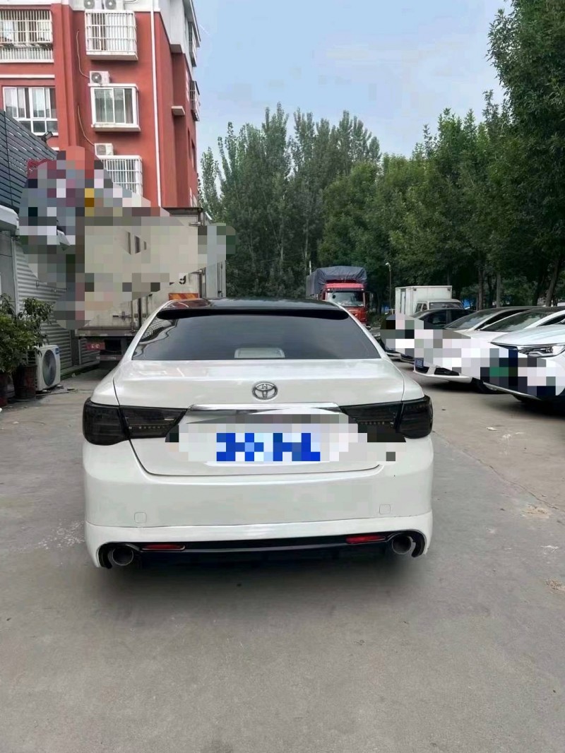 北京11年丰田锐志6