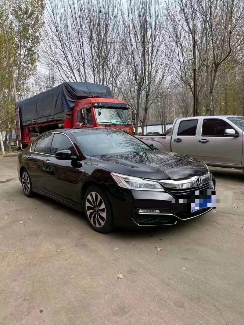 北京17年本田雅阁2