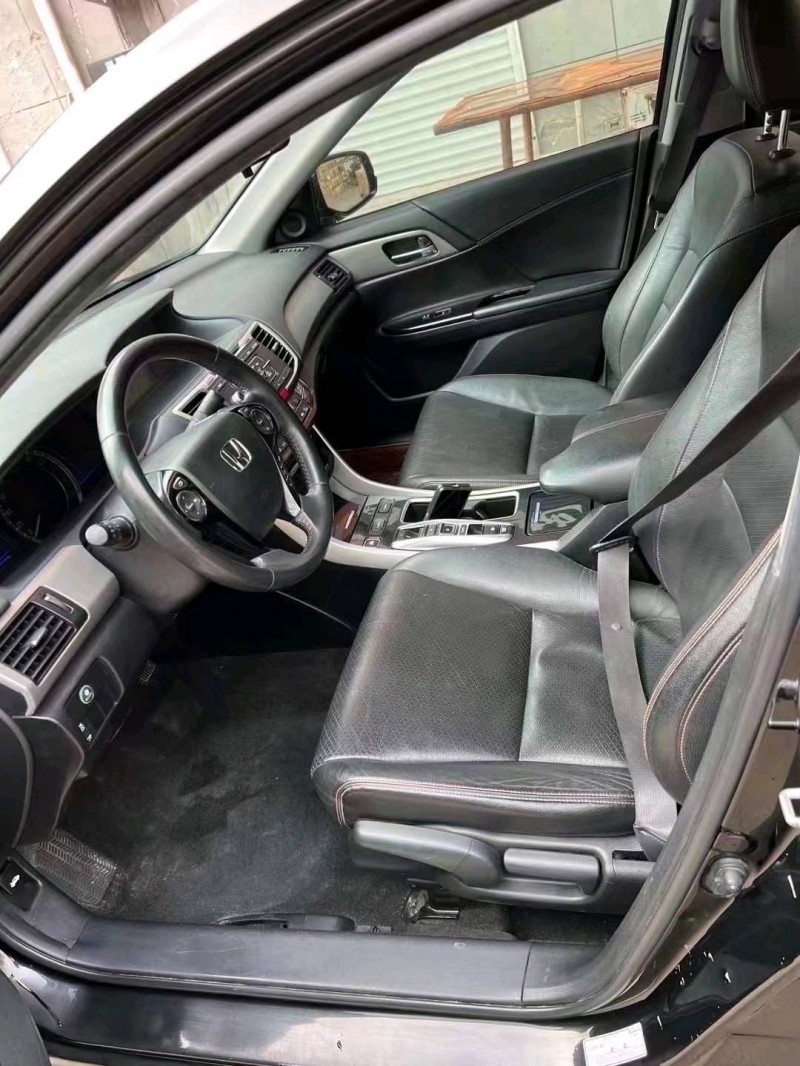 北京17年本田雅阁4