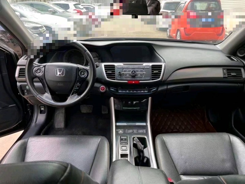 北京17年本田雅阁6