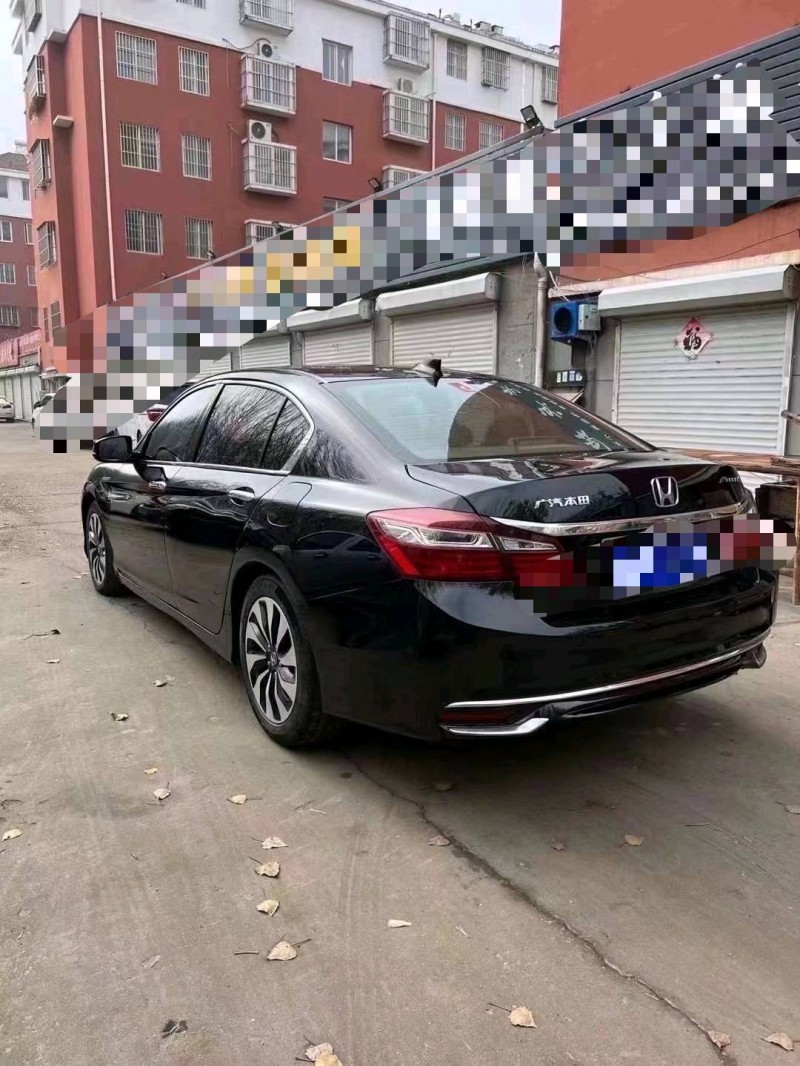 北京17年本田雅阁8