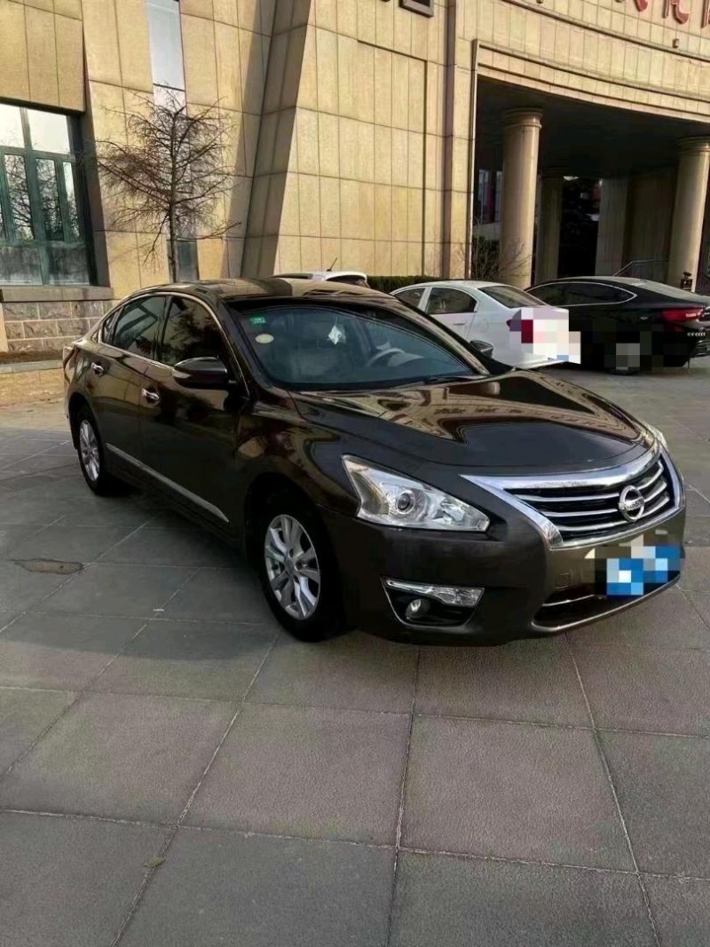 北京16年日产天籁2