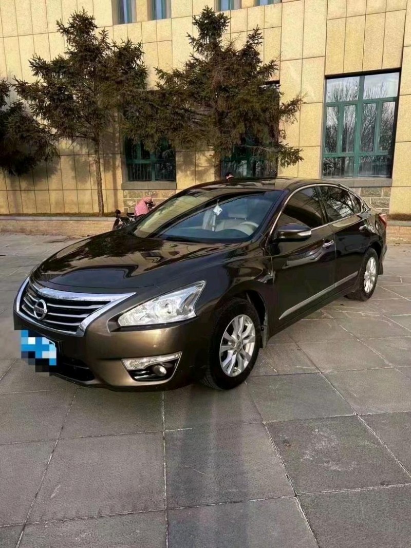 北京16年日产天籁3