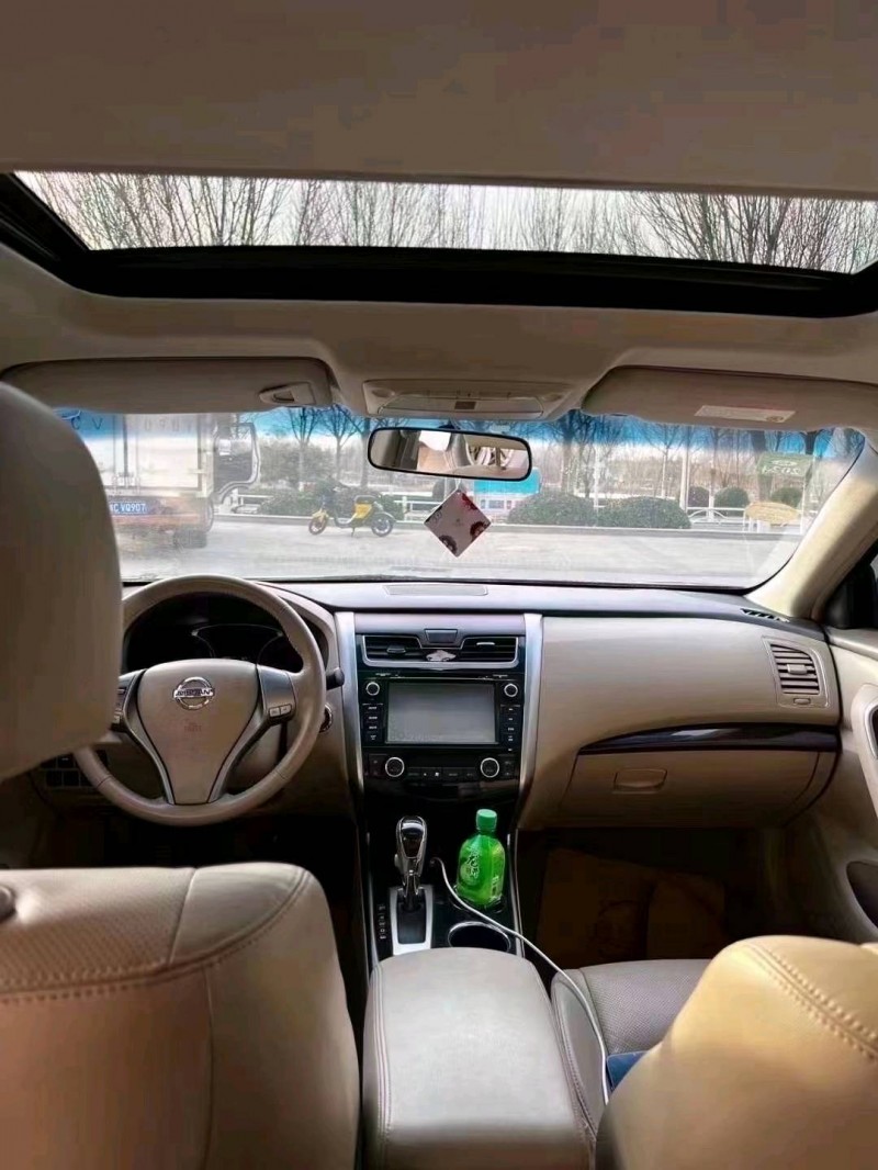 北京16年日产天籁6