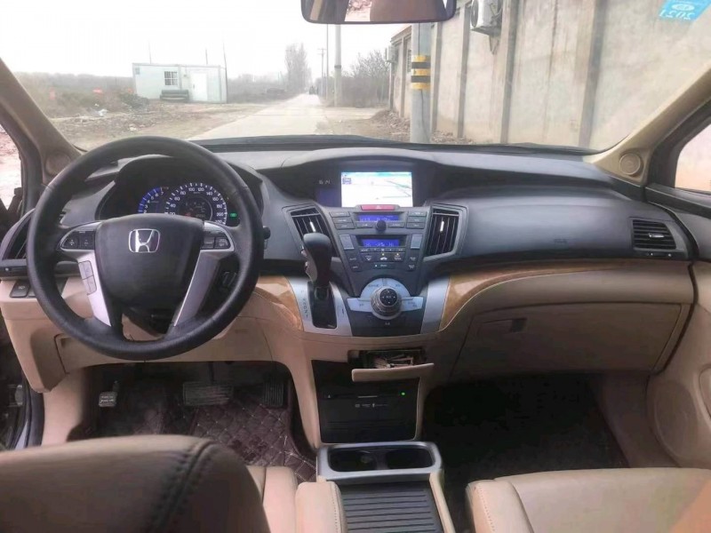 保定13年本田奥德赛3