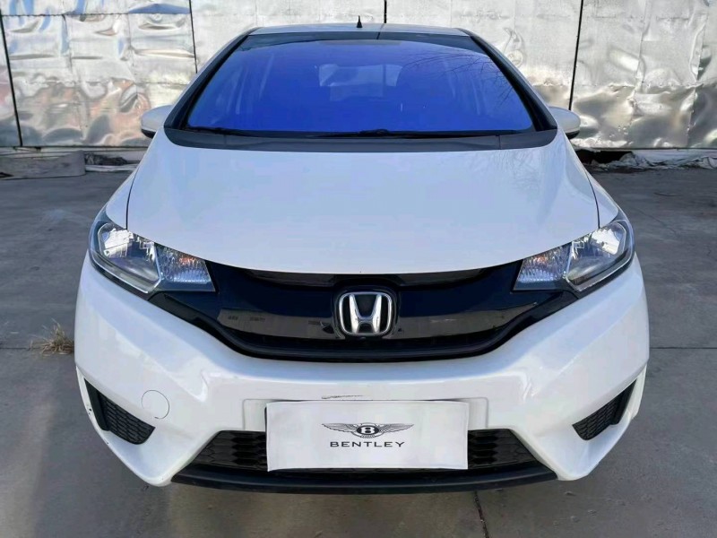 邯郸16年本田飞度1