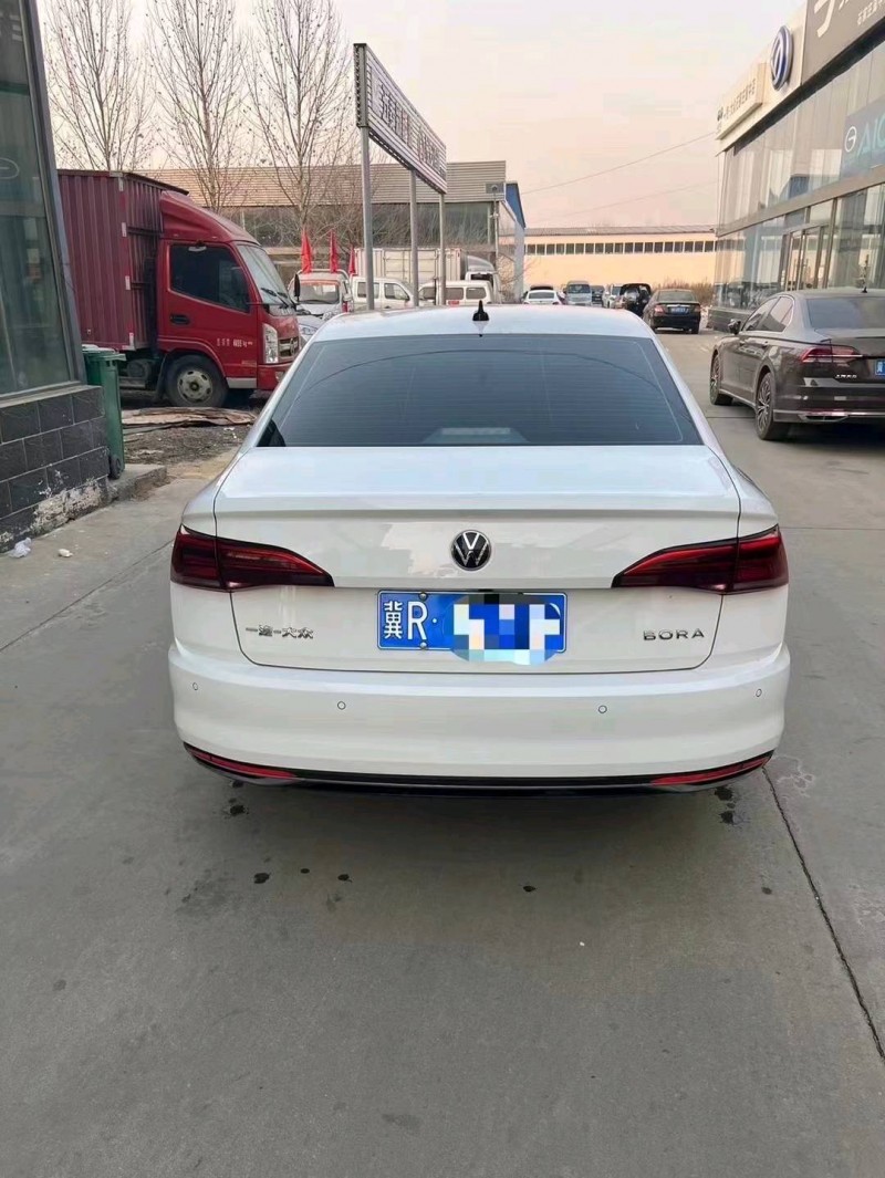 邯郸21年大众宝来3