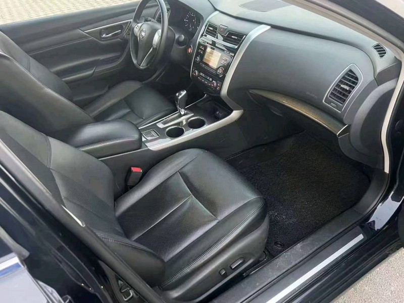 邯郸15年日产天籁4