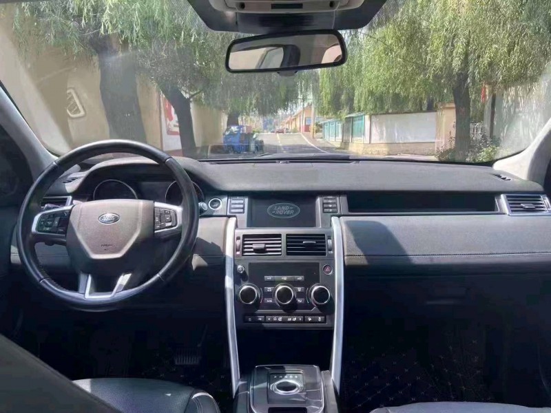 青岛18年路虎发现神行8