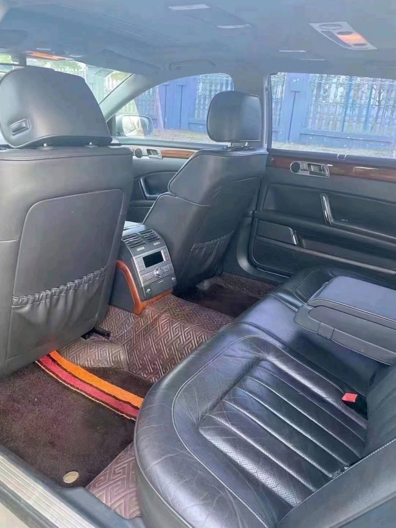 宜昌10年大众辉腾4