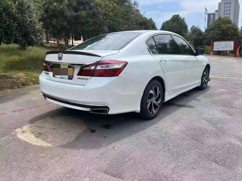 北京16年本田雅阁6