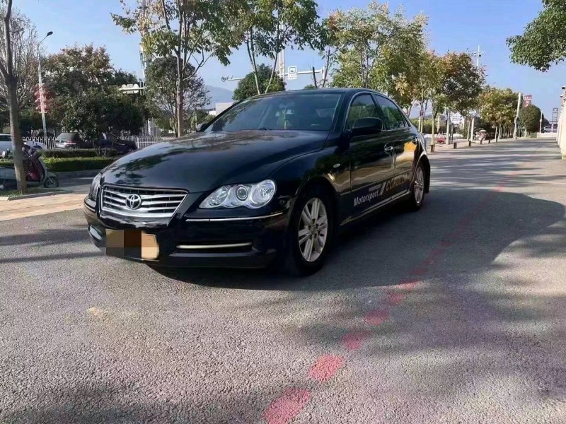 宜昌08年丰田锐志2