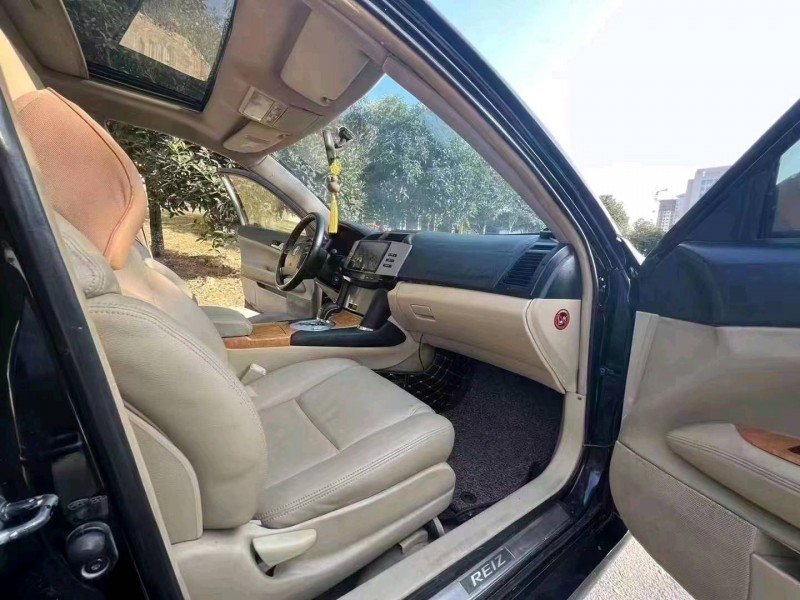 宜昌08年丰田锐志5