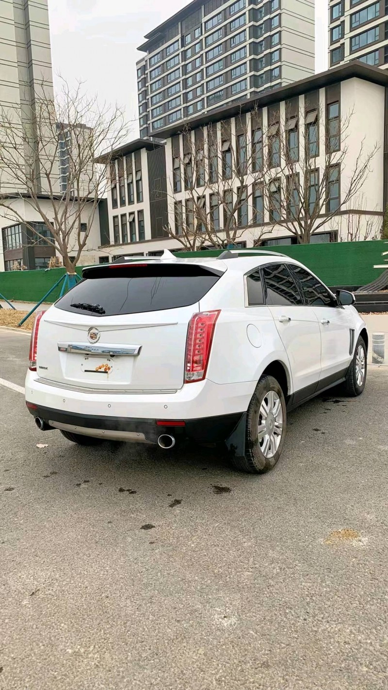 廊坊15年凯迪拉克SRX7