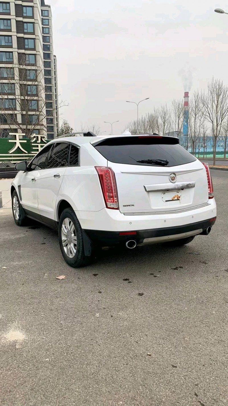 廊坊15年凯迪拉克SRX8