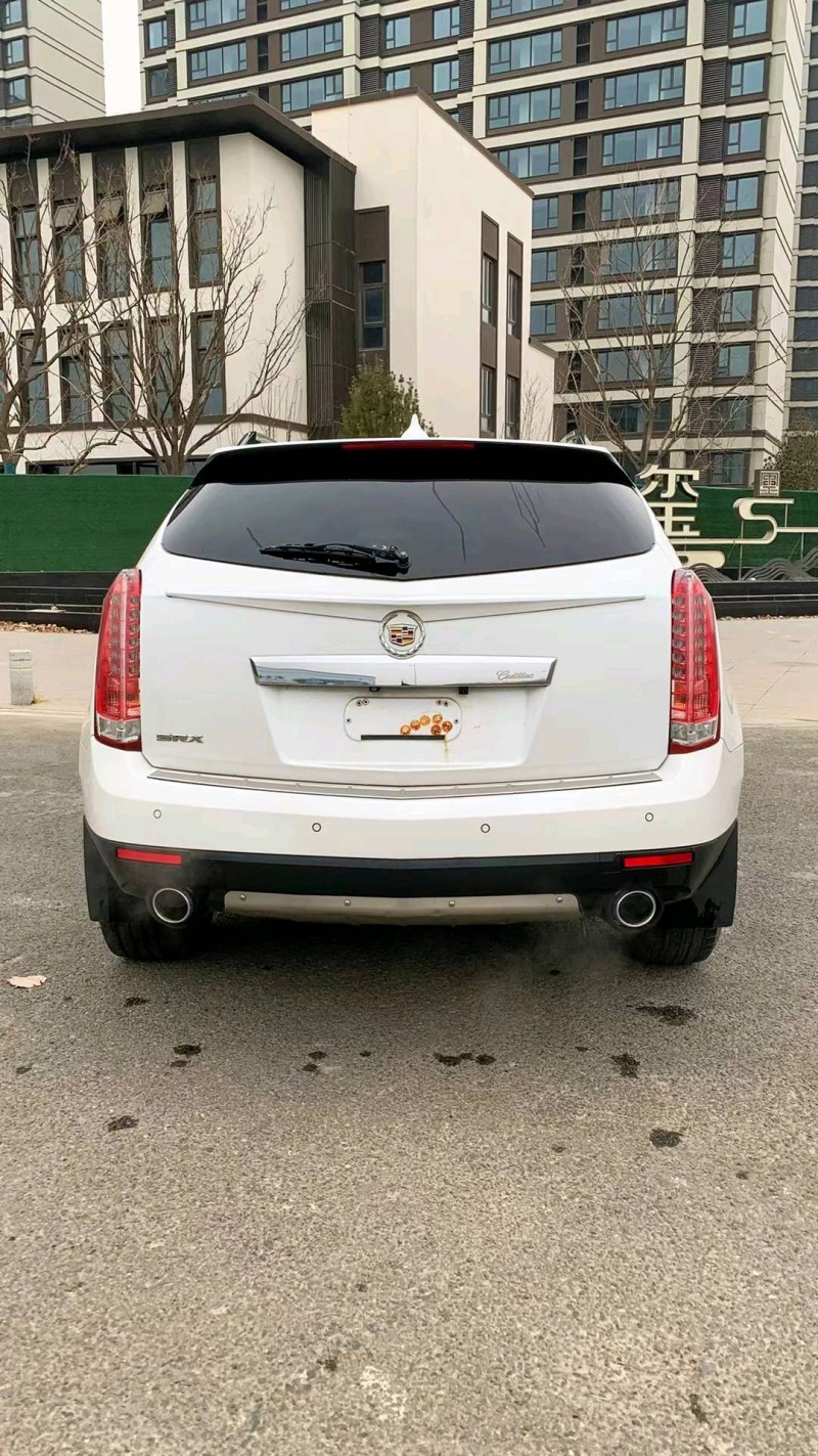 廊坊15年凯迪拉克SRX9
