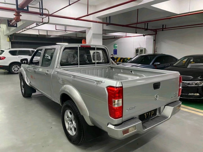 成都22年东风皮卡6