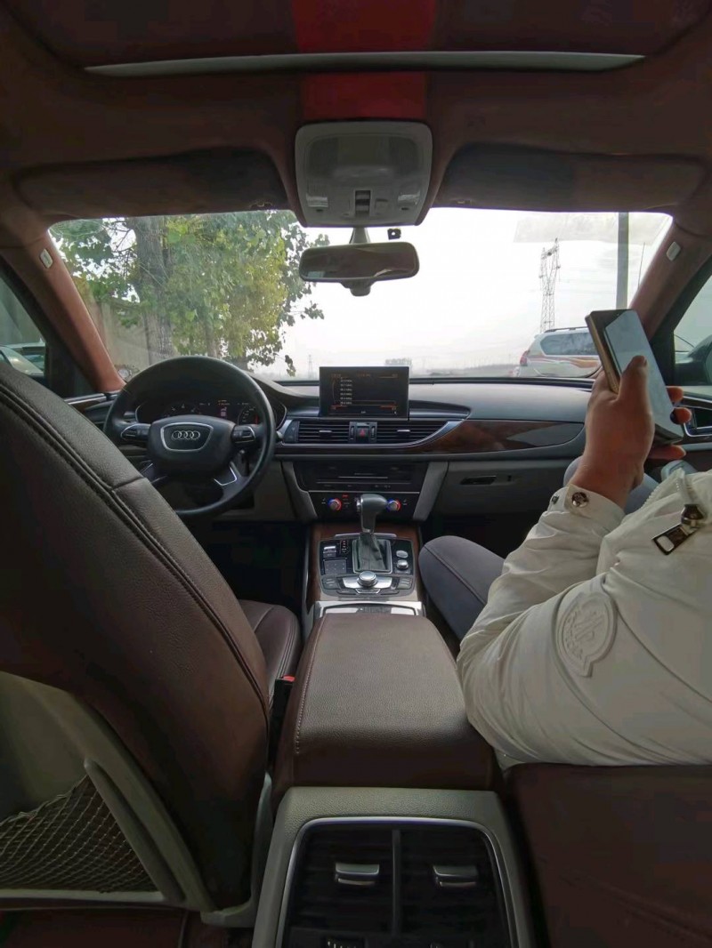 保定12年奥迪A6L7