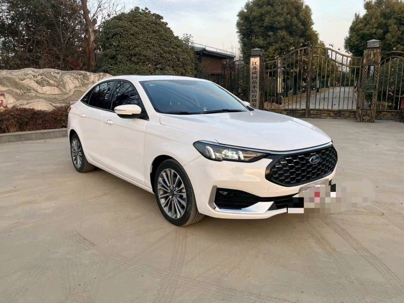 徐州22年福特福睿斯8