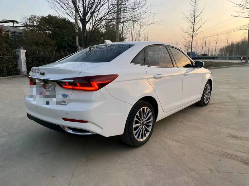 徐州22年福特福睿斯3