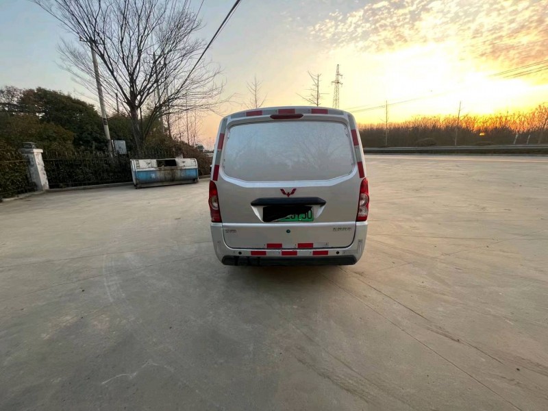 徐州22年五菱汽车NANO EV9
