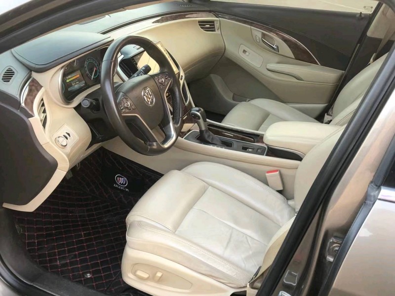 徐州14年别克君越4