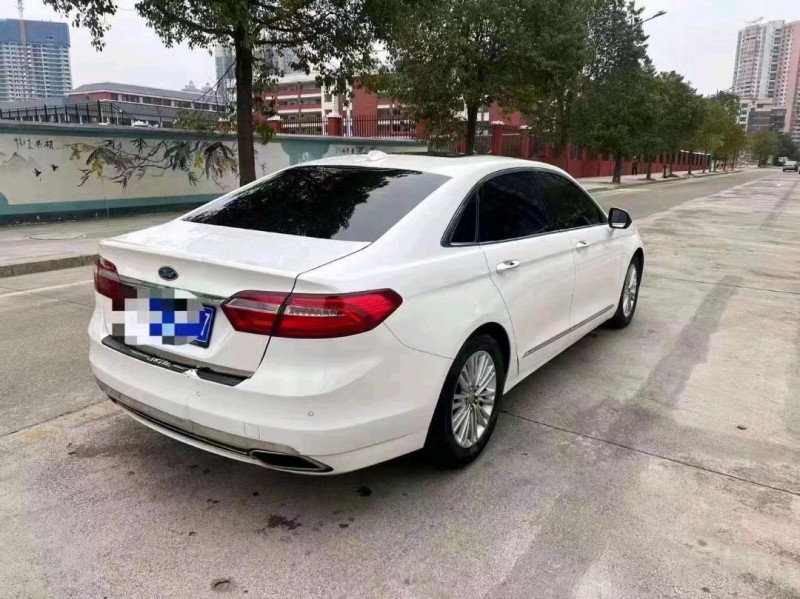 衡陽16年福特金牛座4