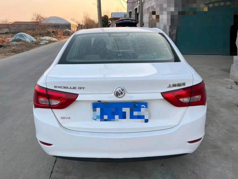 枣庄17年别克英朗3