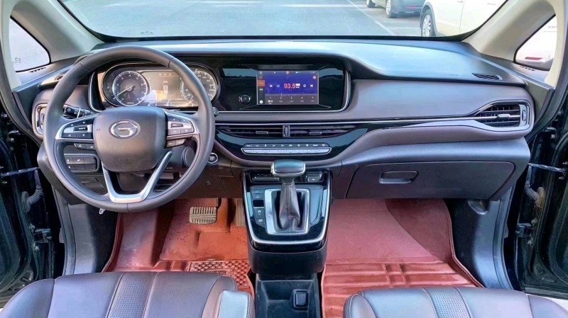 廊坊20年传祺M66