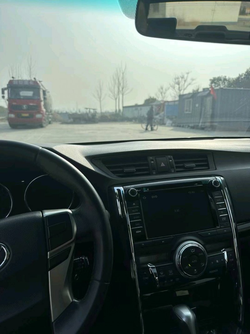 北京13年丰田锐志5