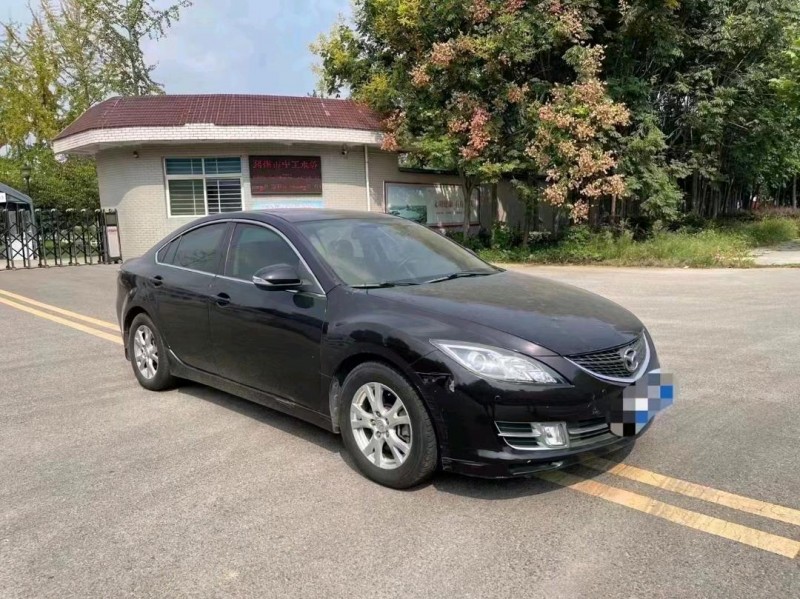 北京11年马自达睿翼3