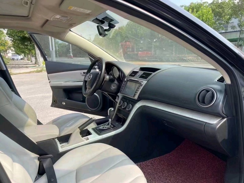 北京11年马自达睿翼5