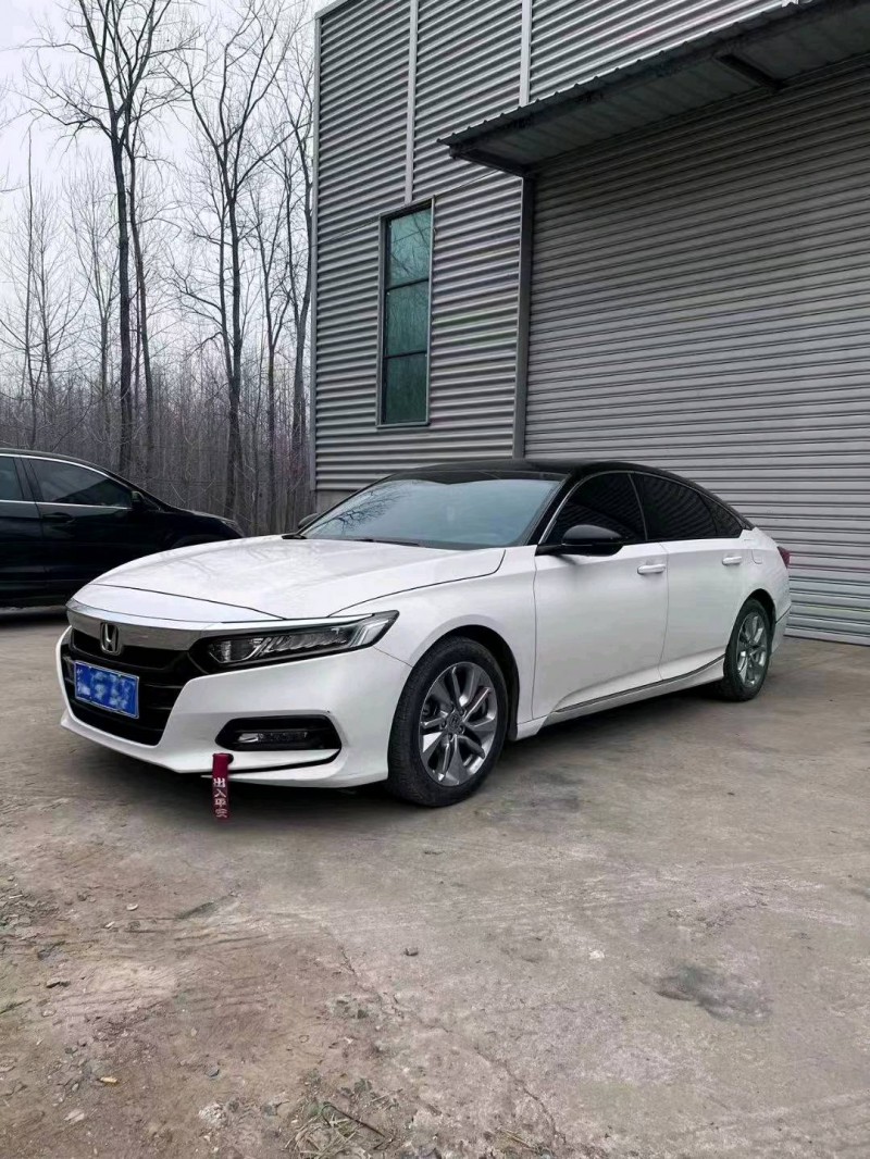 常州20年本田雅阁2