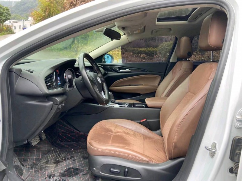 广州18年别克君威8