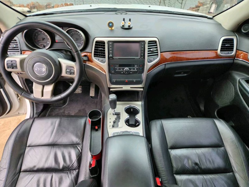 潍坊13年Jeep大切诺基3