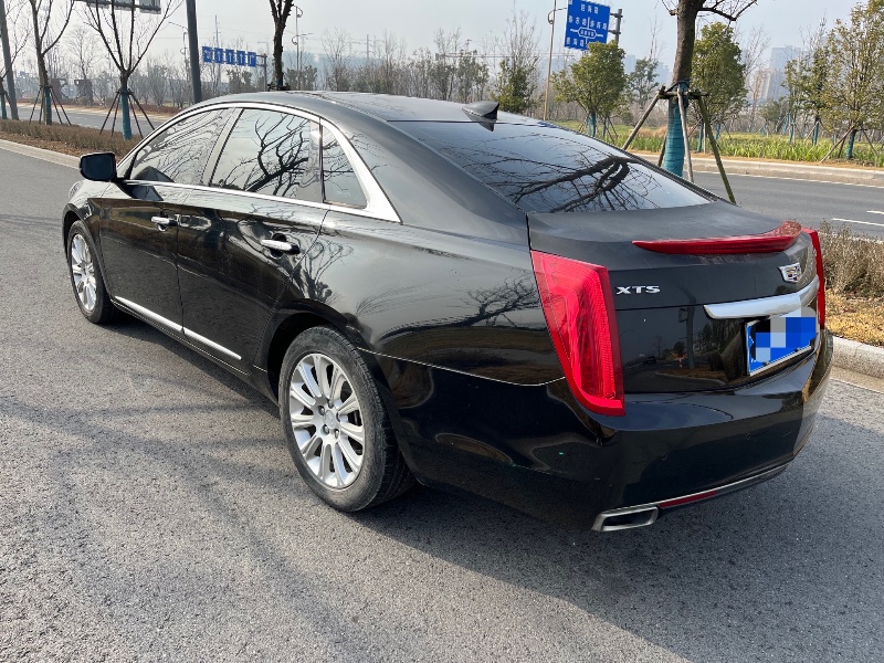 泰州17年凯迪拉克XTS4