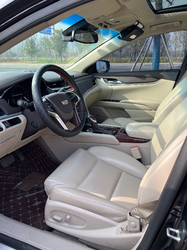 泰州17年凯迪拉克XTS1