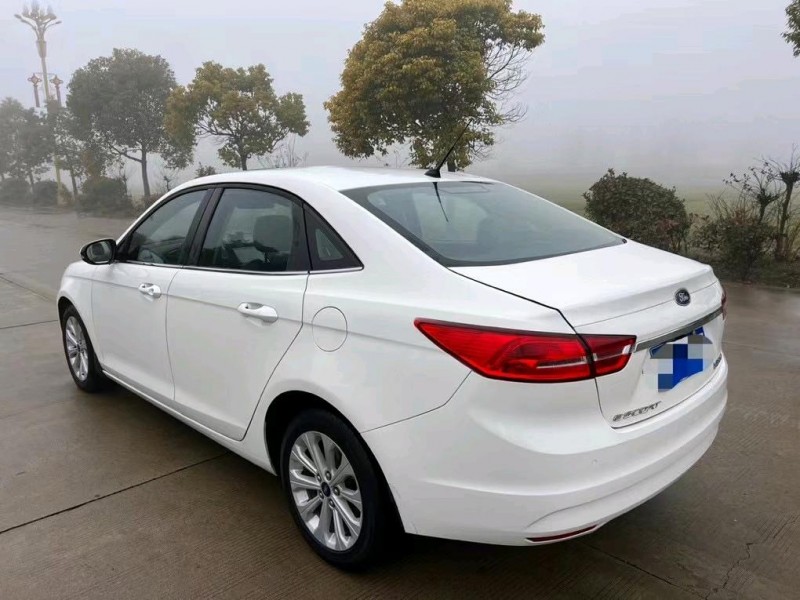 盐城16年福特福睿斯5